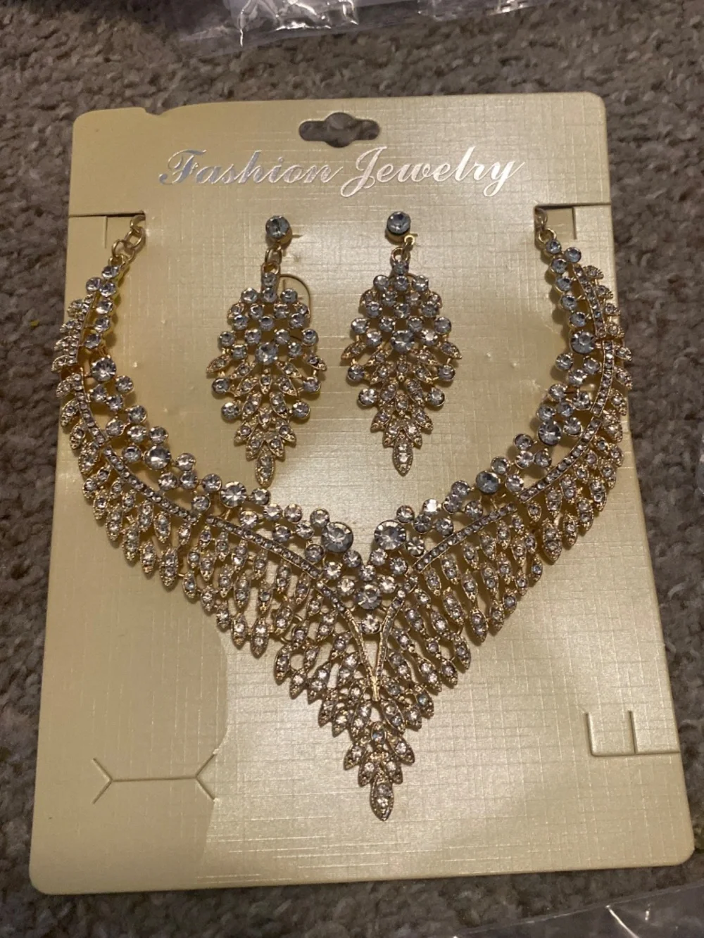 Bride To Be Package Party Set - Picture 3 of 6